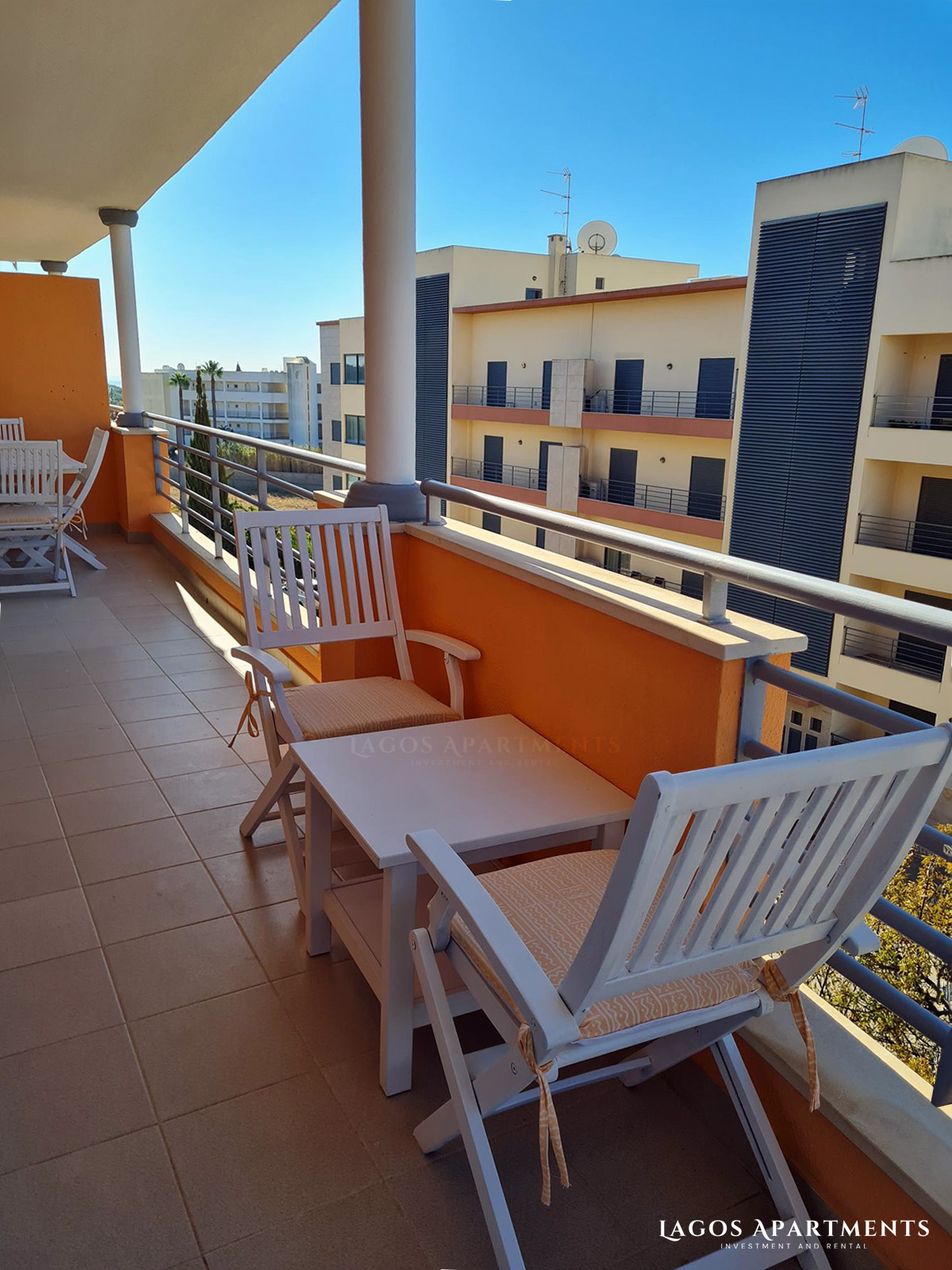 Balcony angle 3
